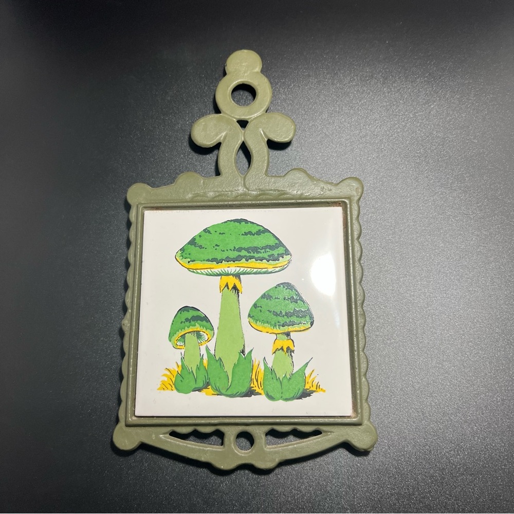 Vintage Mushroom Decorative Trivet Green Painted Cast Iron Ceramic Hot Plate